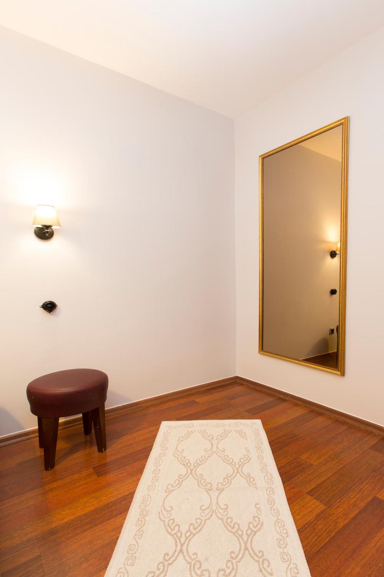 Istanbul Suite Hotels Istiklal ภายนอก รูปภาพ